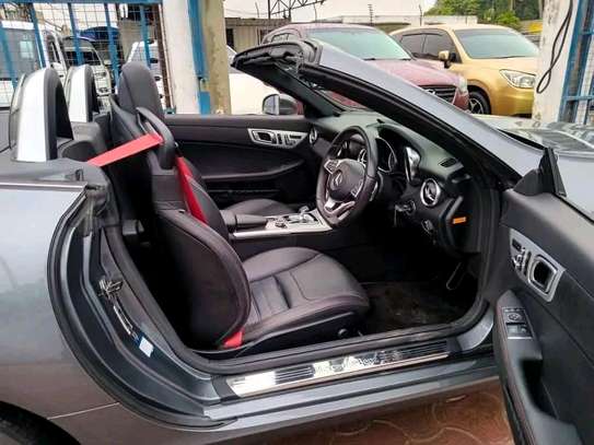 Mercedes Benz SLC 180 convertible image 2