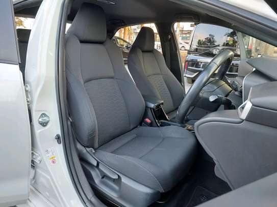 Toyota Corolla sport white color fully loaded 2019 model. image 11