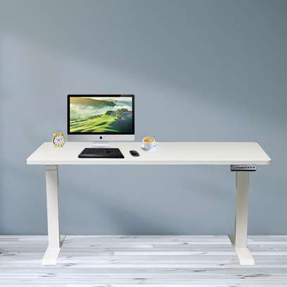 Standing Desk: 1.4m Adjustable Office Desk In Keroka image 11