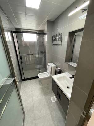 2 Bed Apartment with En Suite in Westlands Area image 8