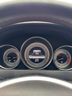 Mercedes C200 Avantgarde image 8
