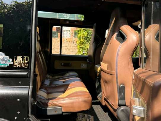 LAND ROVER DEFENDER.. image 4