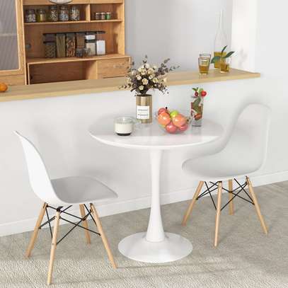 Dining Tables: White Round Dining Table In Maseno image 3