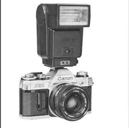 For Sale: Canon Speedlite 199A Set - Professional Flash image 2