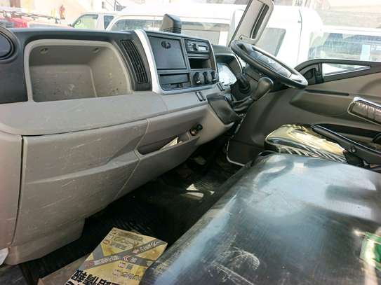 Mitsubishi canter 3tones image 4