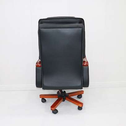 Office Chair : Executive Black Office Chair In Magena image 2