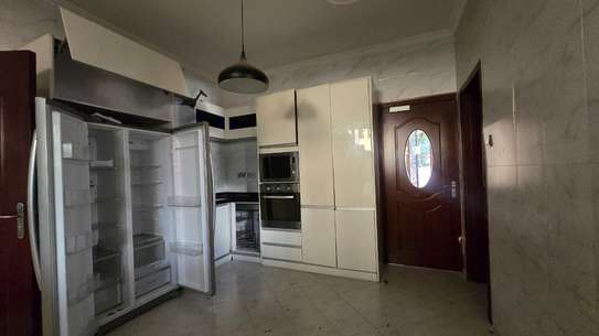 Modern 5-Bedroom Townhouse + DSQ for Rent – Lavington image 9