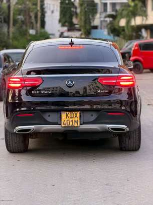 Mercedes Benz GLE350d 2018 image 6