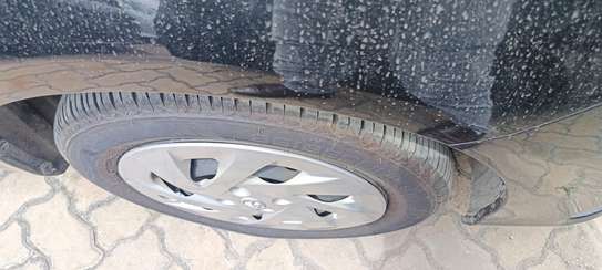 Toyota corolla Axio Black 2018 2WD image 4