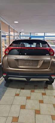 Mitsubishi Eclipse Cross 2018 7 seater image 10
