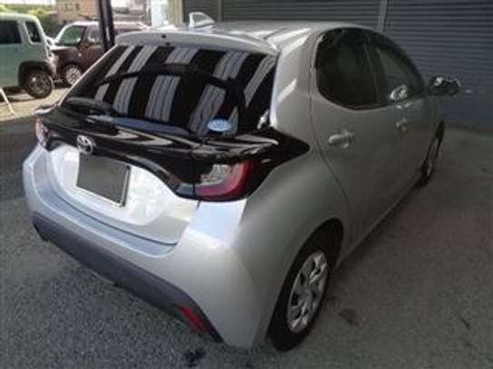 2020 TOYOTA YARIS X image 10