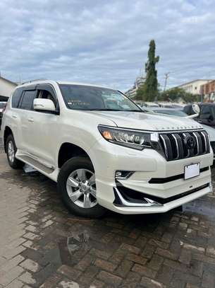 TOYOTA LAND CRUISER PRADO TXL,DIESEL ,2021..PRICE 7.2M image 2