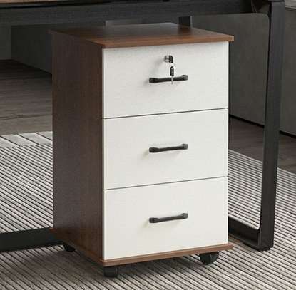 3-Drawer Office Pedestal Cabinet image 7
