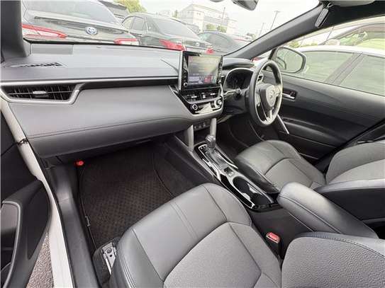 2021 TOYOTA COROLLA CROSS HYBRID image 6