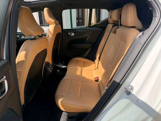 VOLVO XC40 ,2019,(WE ACCEPT HIRE PURCHASE,DEPOSIT 2M) image 12