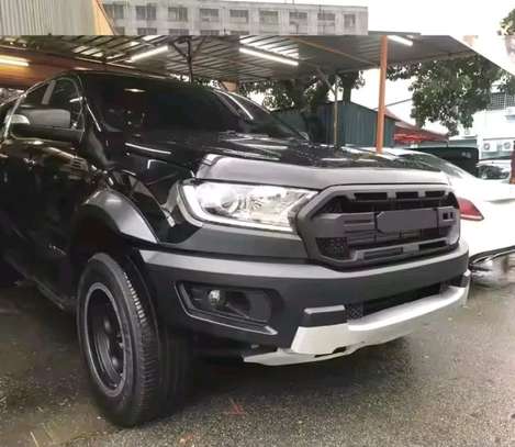 Ford Ranger T6  2008 body facelift to raptor 2020 image 2