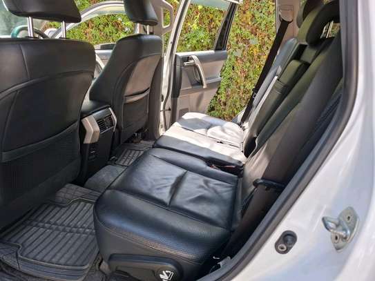 LAND CRUISER PRADO TX PETROL 2011 MODEL WITH 2018 FACELIFT image 8