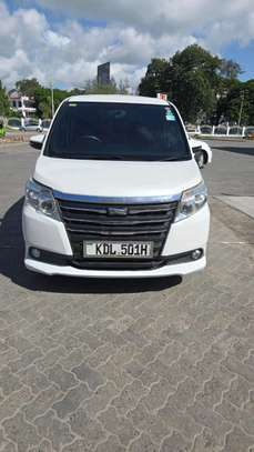 TOYOTA NOAH 2016MODEL 8 SEATER image 5