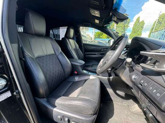Toyota harrier image 5