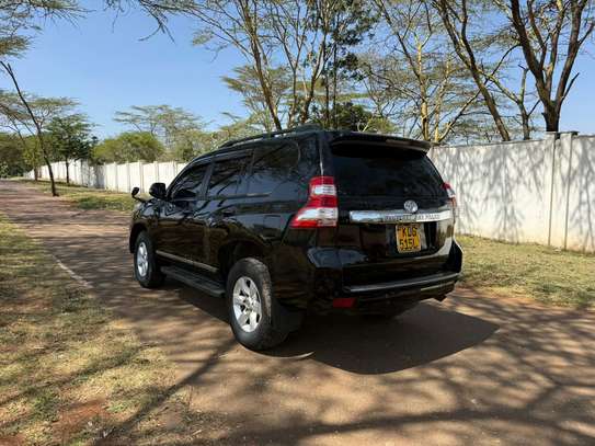Toyota Prado image 2