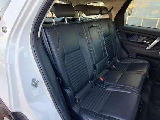 2020 LAND ROVER DISCOVERY SPORT image 2