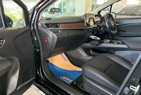 Nissan Note black E-power 2019 image 9