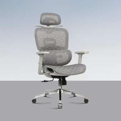 Office Chairs;Modern Black Office Boss Chair In Nyakoe image 4
