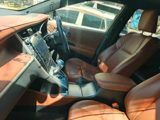 Toyota Harrier hybrid black image 3