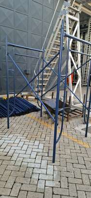 Heavy Duty H-Frame Scaffolding Ladder image 3