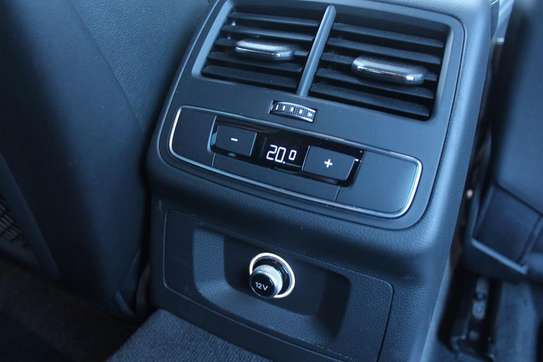 Audi S4 QUATTRON 2017 LEATHER 90,000 KMS image 4