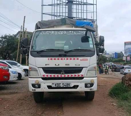 Mitsubishi Fuso image 7