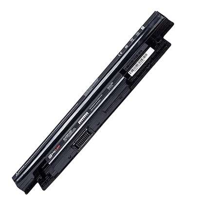 Dell 3521 Laptop Battery. image 2