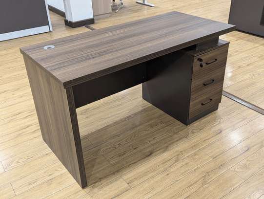 Executive 140cm Office Desk image 7