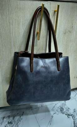 Ladies handbags image 12
