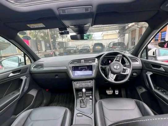 Volkswagen Tiguan Rline image 8