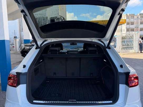 AUDI Q8 QUATTRO S LINE 2019 WHITE image 12