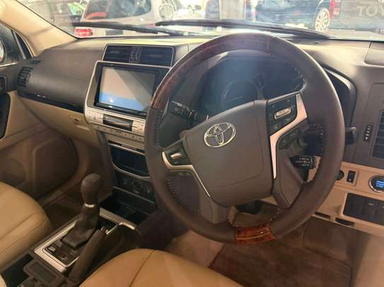 Toyota prado for sale in Kenya 🇰🇪 image 6