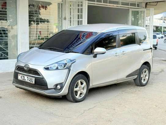 Toyota sienta 2016 image 13
