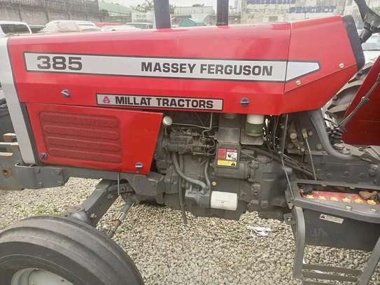 Massey Ferguson 385 image 8