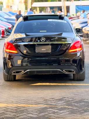 Mercedes Benz AMG C200 2000cc image 9