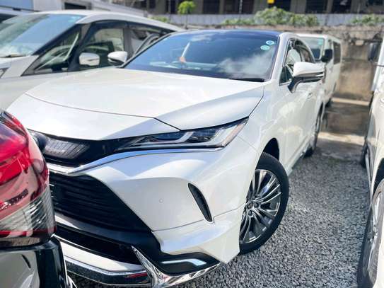 TOYOTA HARRIER NEW SHAPE 2020MODEL HYBRID MOONROOF image 9