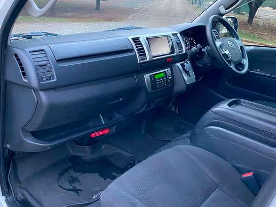 Toyota Hiace 7L Grand Hiace white color fully loaded 2019 image 8