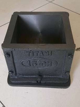 Cast iron cube mould 150 mm image 4