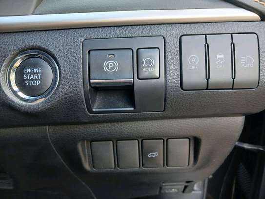 TOYOTA HARRIER 2019MODEL PREMIUM PACKAGE image 9