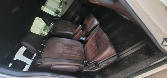 Esquire 7seater image 7