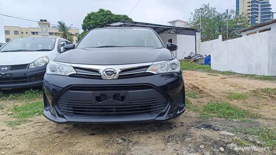 Toyota Corolla Axio Black 2018 2wd image 9