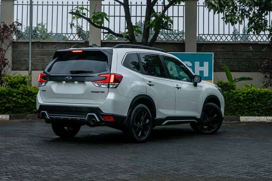 2021 Subaru Forester image 4