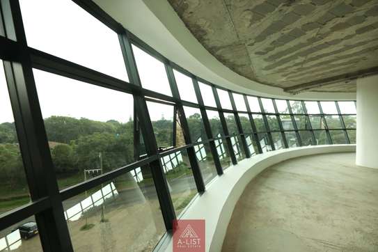 10,000 ft² Office with Backup Generator at James Gichuru image 9