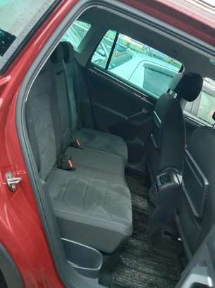 Volkswagen Tiguan Redwine 2018 image 10