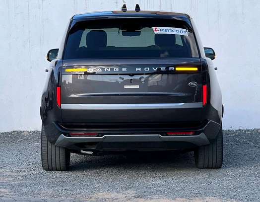 2023 Range Rover Vogue autobiography image 8